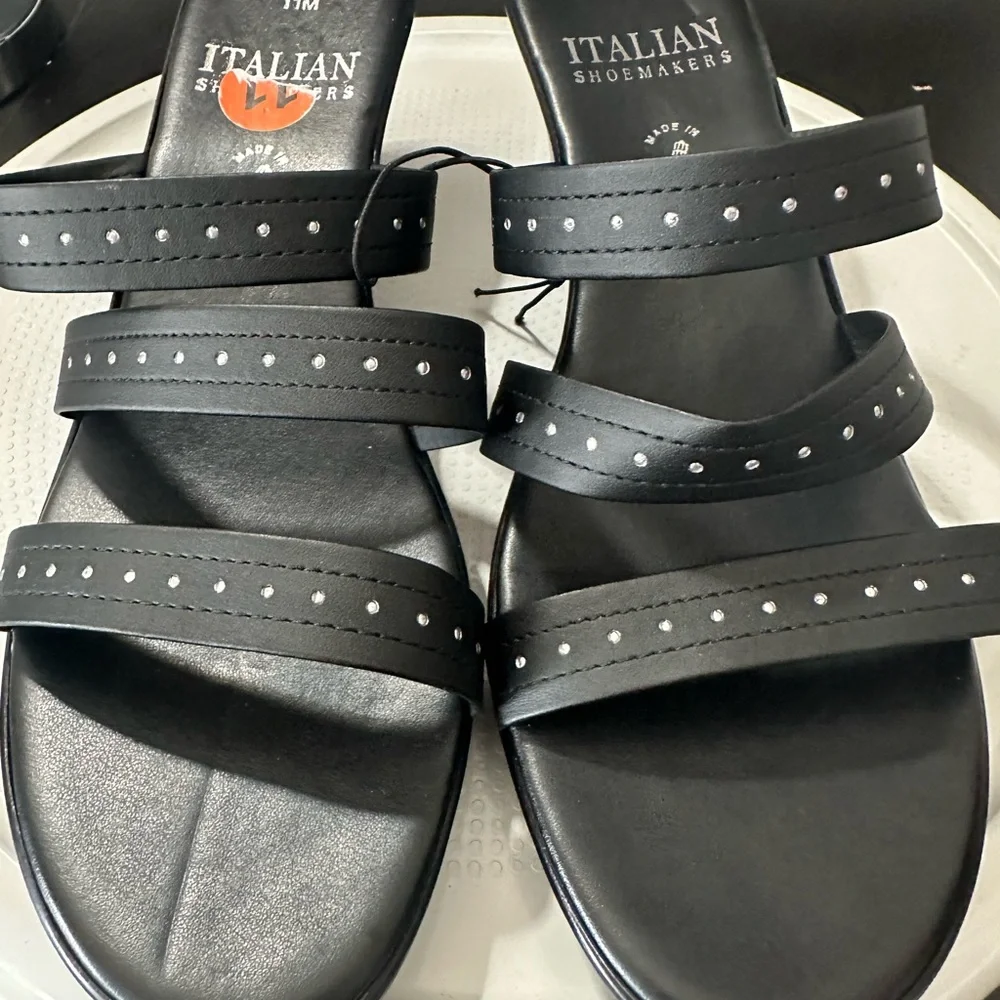 🆕Italian Shoemakers Wedges